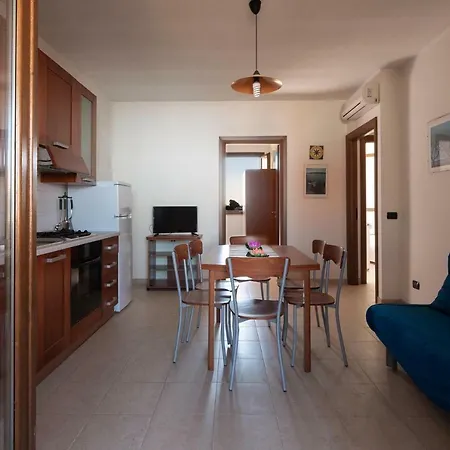 شقة فندقية Villaggio Punta Grossa بورتو سيساريو