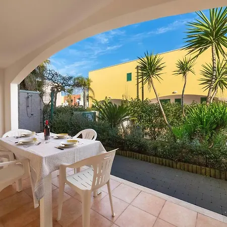 شقة فندقية Villaggio Punta Grossa *