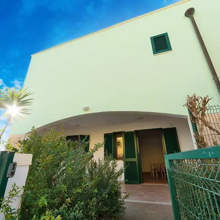 شقة فندقية Villaggio Punta Grossa *